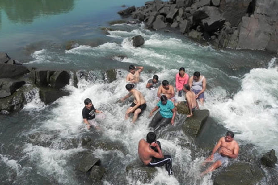 Natural Jaccuzi Bath